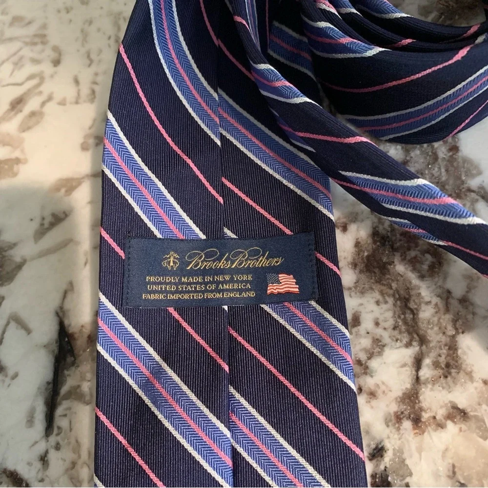 Brooks Brothers Mens Repp Silk Tie - Navy with Stripe - NWOT Made in USA